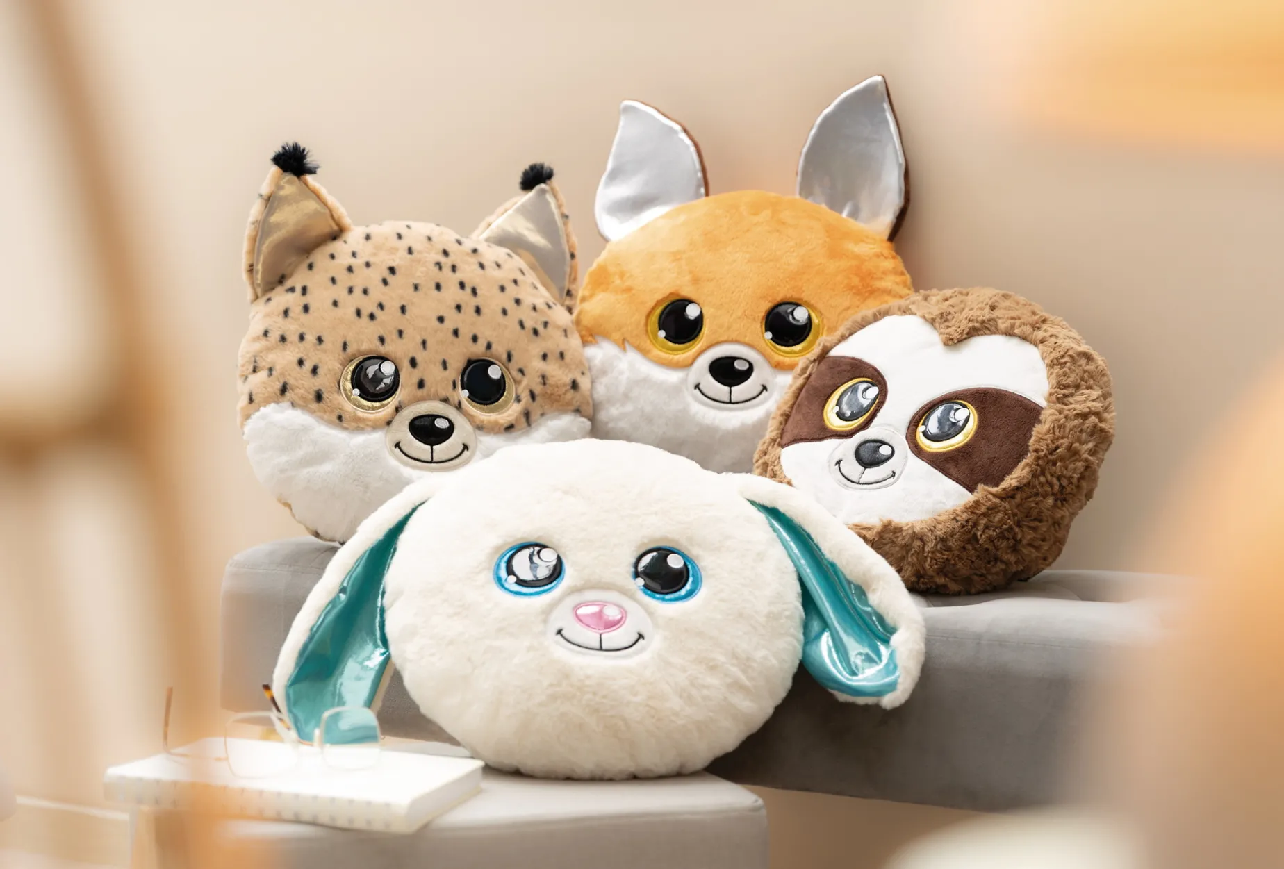 GLUBSCHIS Figural Cushion Sloth Heywood