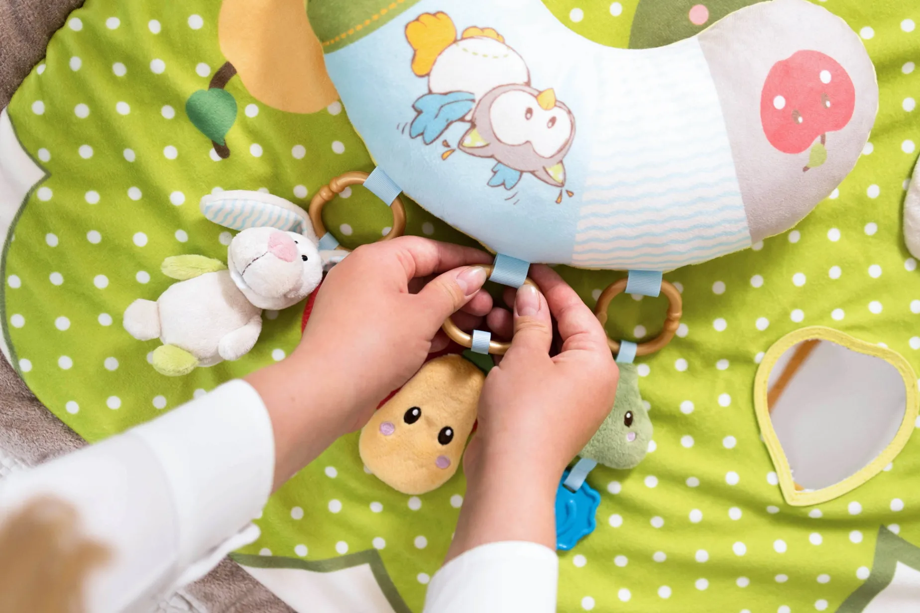 3-D Activity-Quilt Rabbit and Owl with play cushion in Carrying Bag